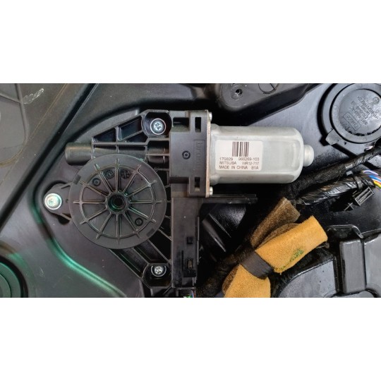 FRONT RIGHT POWERED WINDOWS  VOLVO V60 2013>2018 used