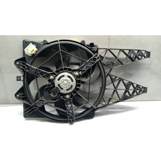 CONVOGLIATORE ELETTROVENTOLA FIAT Bravo 2007>2014 usato
