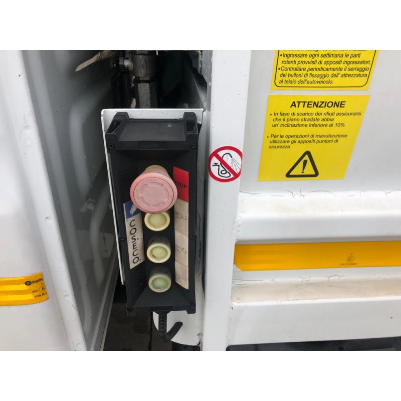 IVECO IVECO 70C14 GUIDA DX COMPATTATORE RIFIUTI 