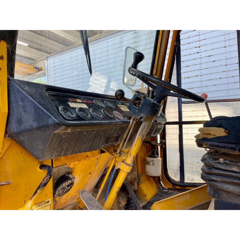 MACCHINE OPERATRICI MACCHINE OPERATRICI HANOMAG 55 D