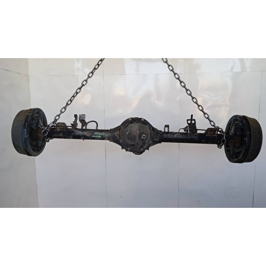 ASSALE POSTERIORE NISSAN Navarra 2002>2004 usato