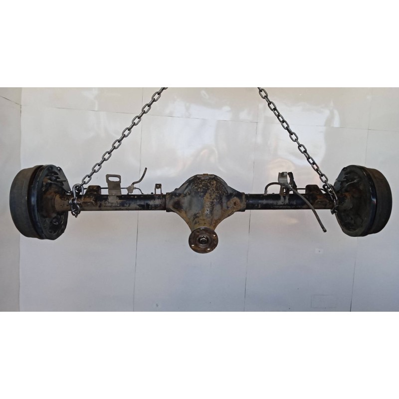 NISSAN ASSALE POSTERIORE NISSAN Navarra 2002>2004 usato