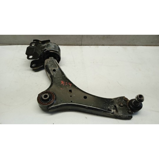 CONTROL ARM FRONT LOWER LEFT  VOLVO V60 2013>2018 used