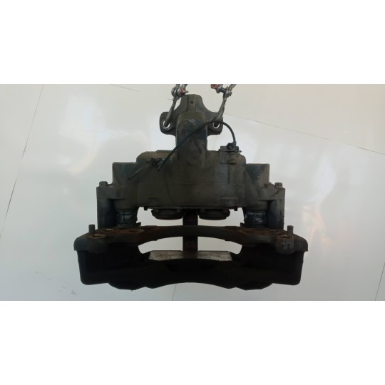 PINZA ANTERIORE DESTRA VOLVO truck FH13 usato