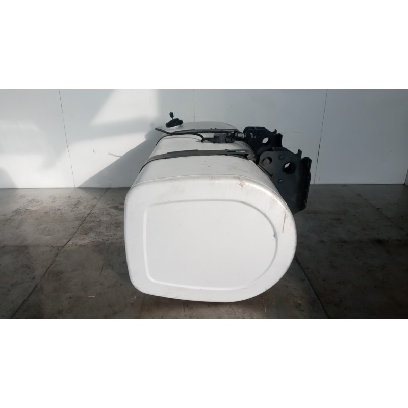 VOLVO truck SERBATOIO CARBURANTE VOLVO truck FH13 usato