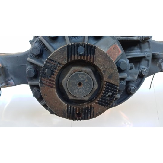 GRUPPO DIFFERENZIALE POSTERIORE VOLVO truck FH13 usato