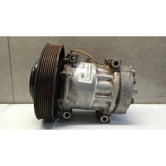 AIR CONDITIONER COMPRESSOR VOLVO truck FH13 used