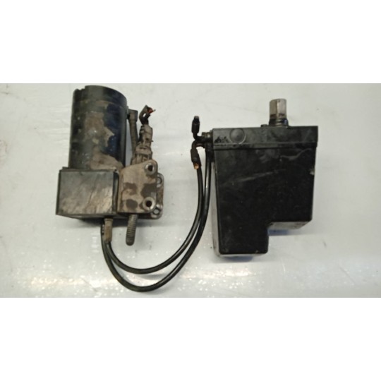 CAB LIFT PUMP  VOLVO truck FH13 used