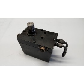 CAB LIFT PUMP  RENAULT...