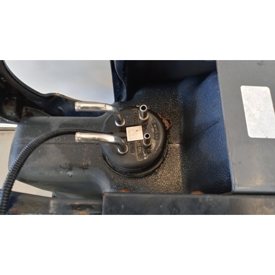 SERBATOIO ADBLUE RENAULT truck Premium 2005>2013 usato