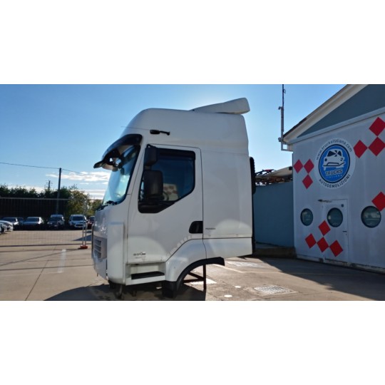 CABINA RENAULT truck Premium 2005>2013 usato