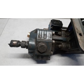 HYDRAULIC PUMP  ISUZU N2R used