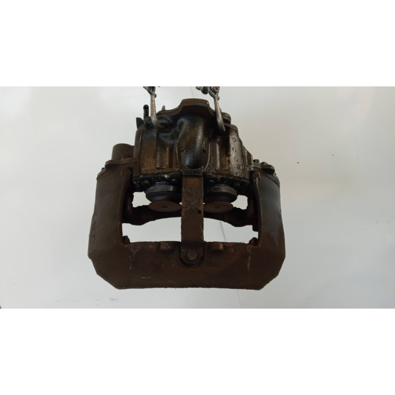 RENAULT truck PINZA POSTERIORE DESTRA RENAULT truck Premium 2005>2013 usato