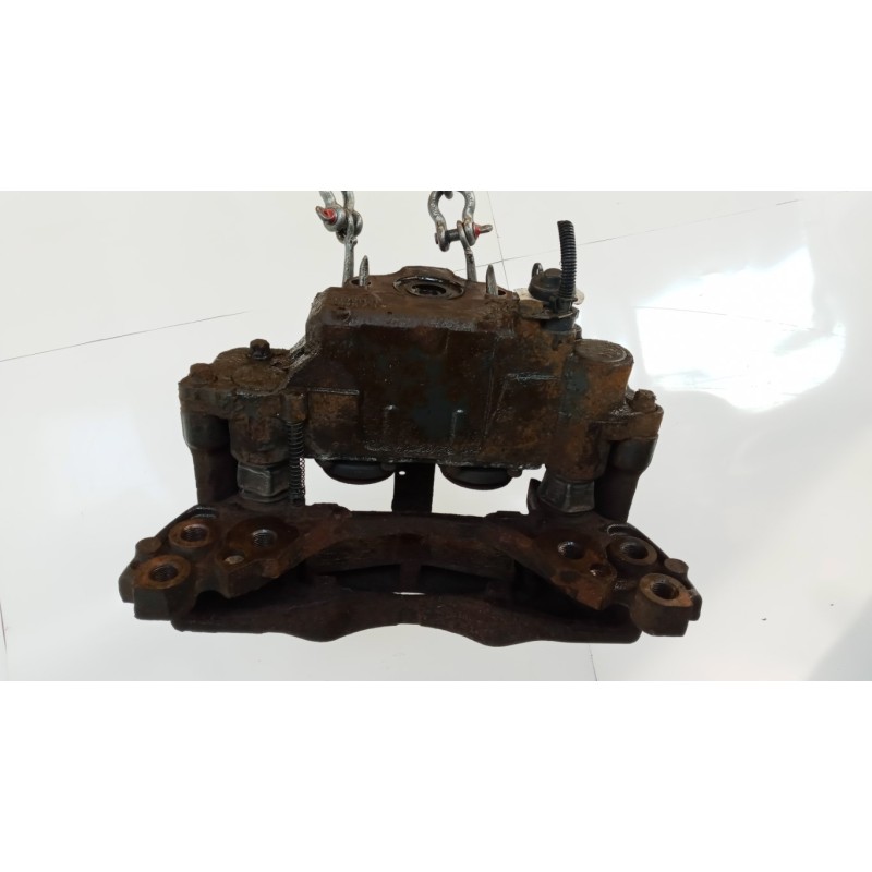 RENAULT truck PINZA POSTERIORE DESTRA RENAULT truck Premium 2005>2013 usato