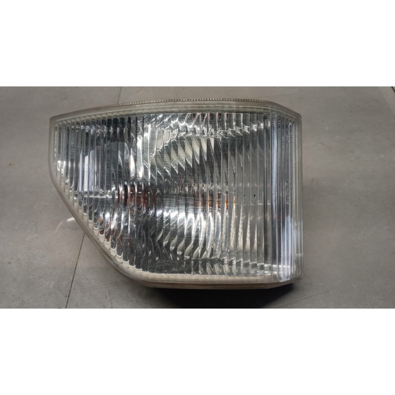 MERCEDES BUS RIGHT FRONT INDICATORS  MERCEDES BUS Citaro used