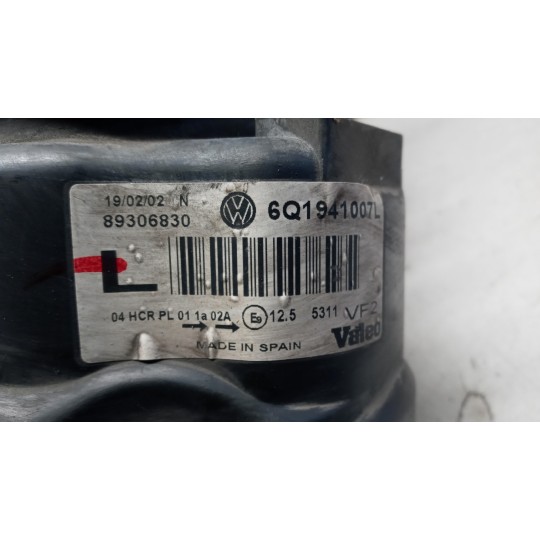 FARO ANTERIORE SINISTRO VOLKSWAGEN Polo 2001>2005 usato