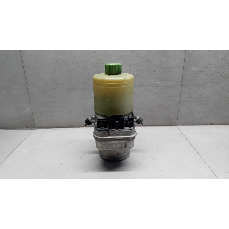 VOLKSWAGEN STEERING PUMP VOLKSWAGEN Polo 2001>2005 used
