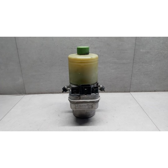 POMPA IDROGUIDA VOLKSWAGEN Polo 2001>2005 usato