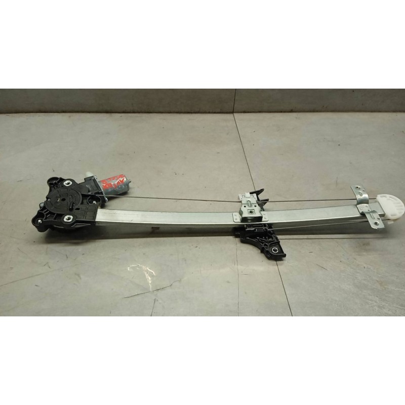 SUZUKI FRONT RIGHT POWERED WINDOWS  SUZUKI Ignis 2021> used