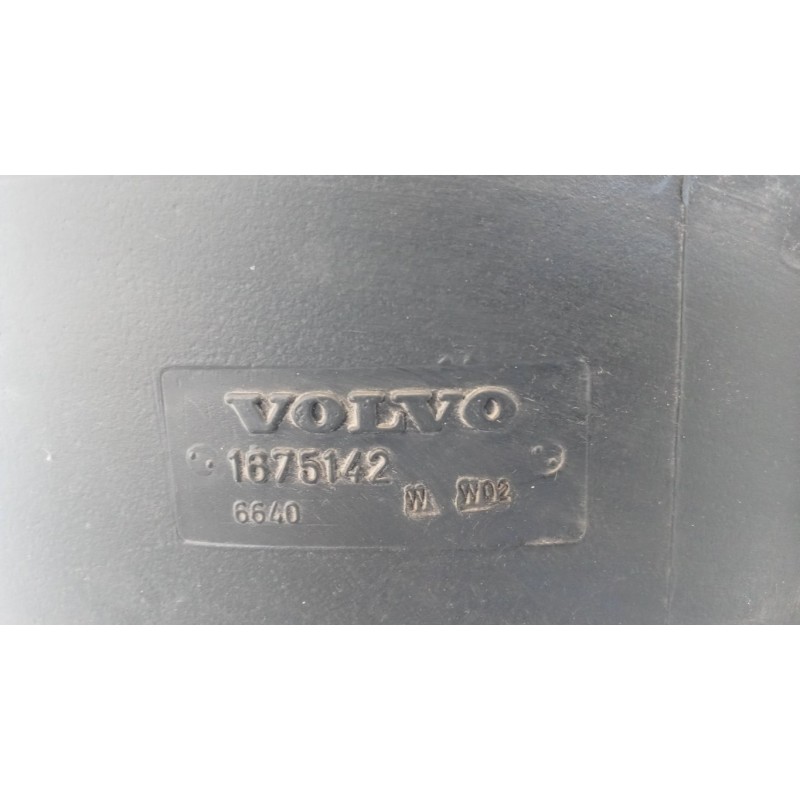 VOLVO truck SCATOLA FILTRO VOLVO truck FH12 I 1993>2002 usato