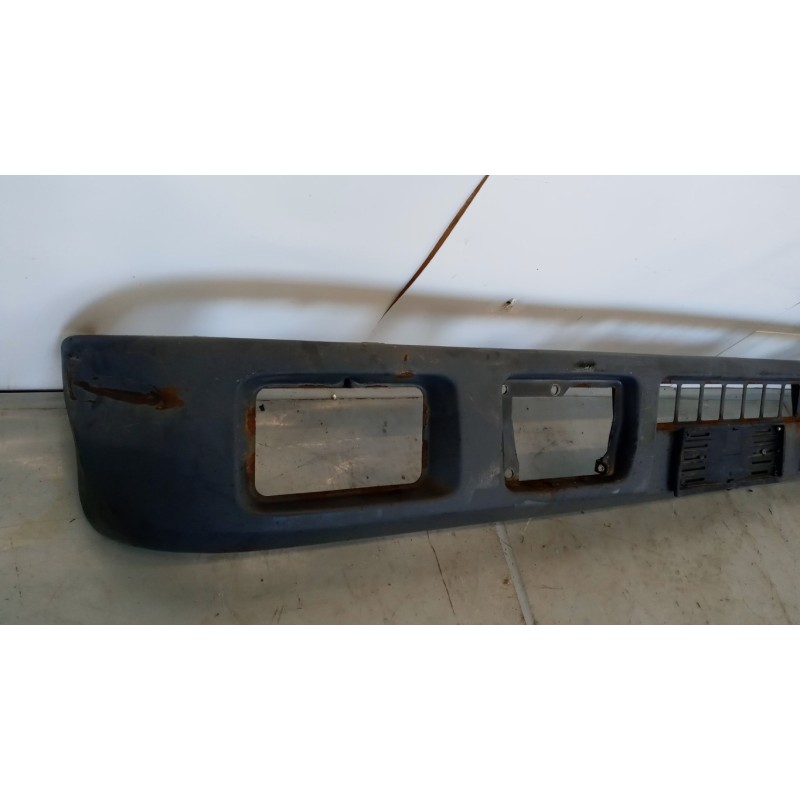 VOLVO truck PARAURTI ANTERIORE VOLVO truck FH12 I 1993>2002 usato