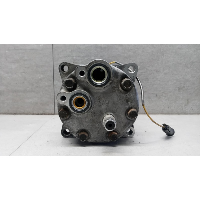 VOLVO truck AIR CONDITIONER COMPRESSOR VOLVO truck FH12 I 1993>2002 used