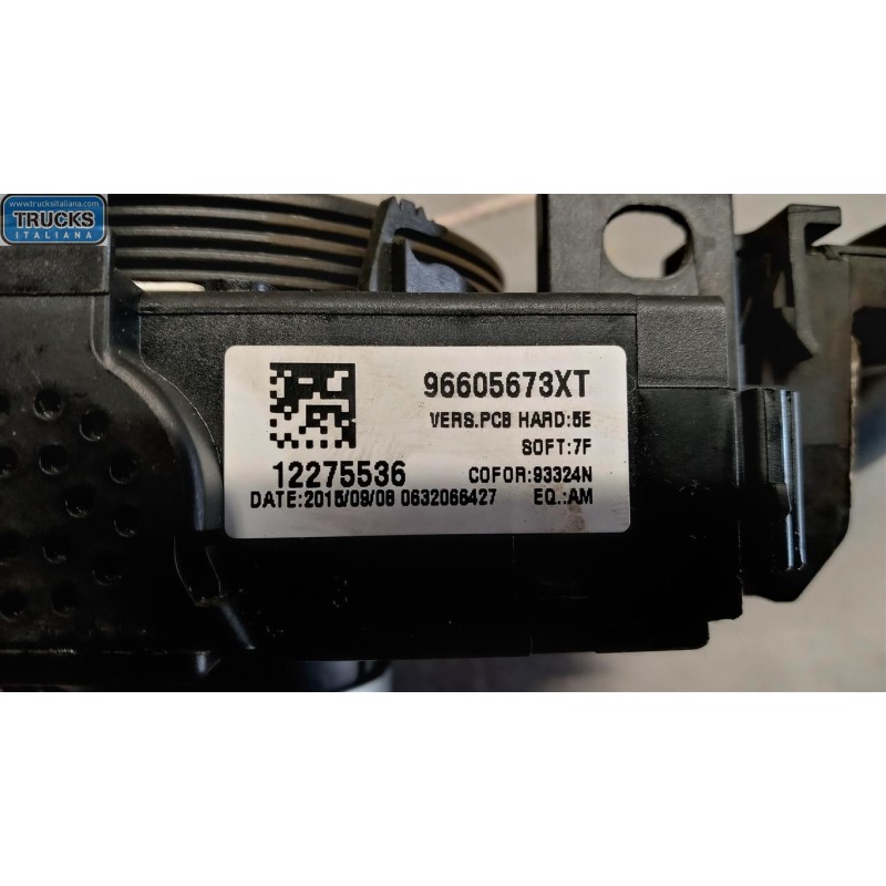 PEUGEOT LIGHTS DEVIO 
 PEUGEOT 307 2001>2005 used