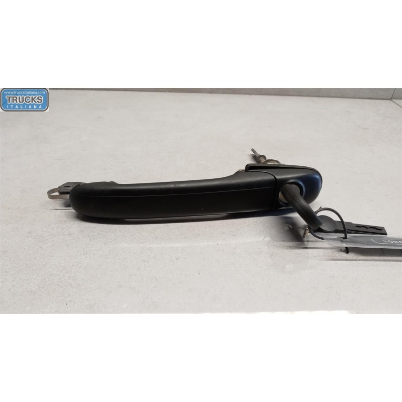 VOLKSWAGEN DOOR HANDLE  VOLKSWAGEN Polo 1994>1999 used