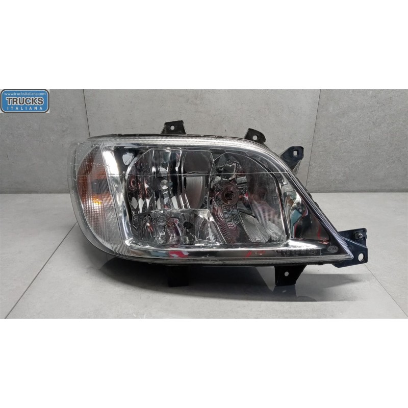 MERCEDES-BENZ van RIGHT HEADLIGHT MERCEDES-BENZ van Sprinter 2001>2005 used