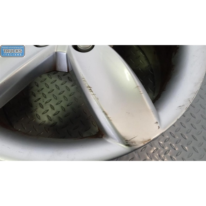 SEAT KIT 4 CERCHI IN LEGA SEAT Leon 2005>2009 usato