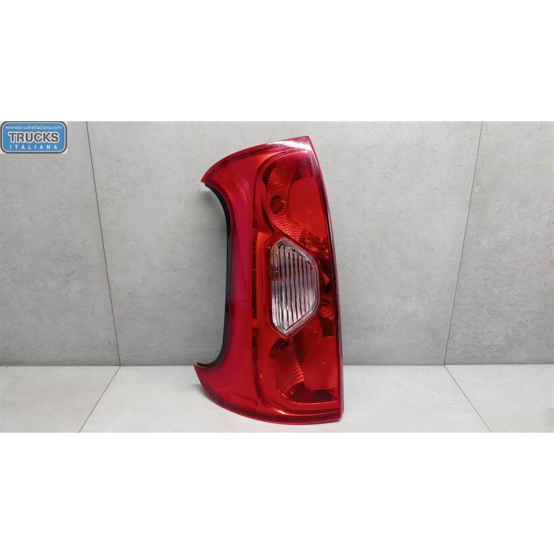 FIAT FARO POSTERIORE ESTERNO SINISTRO FIAT Panda 2012> usato
