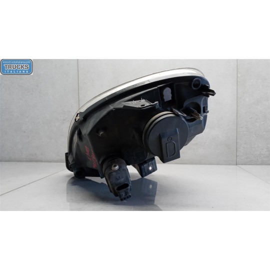 RIGHT HEADLIGHT NISSAN Kubistar 2004> used