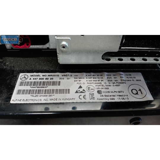 AUTORADIO MERCEDES-BENZ van Vito-V (W447) 2014>2019 usato