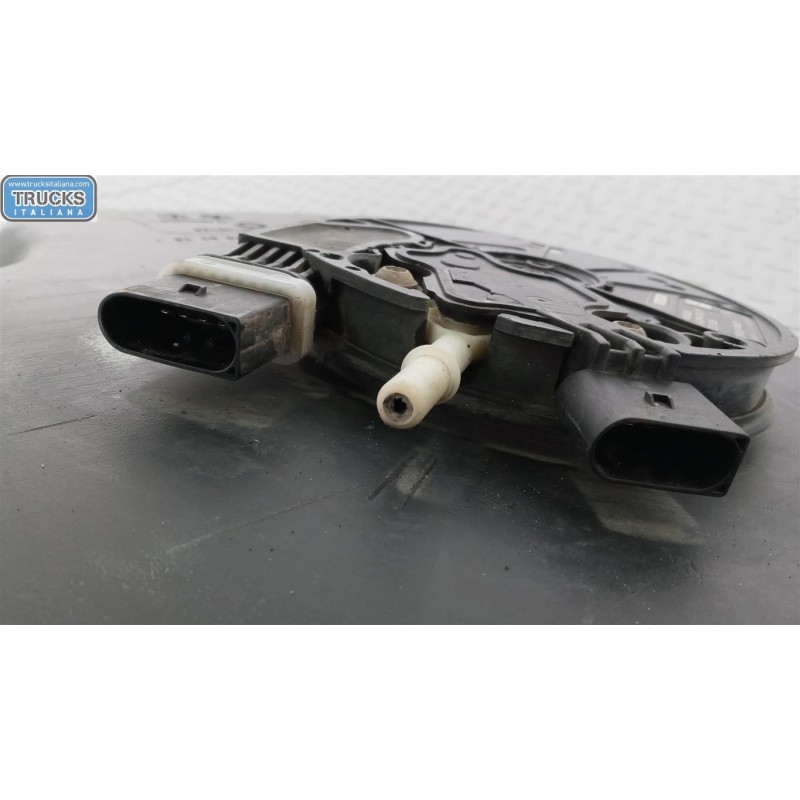 MERCEDES-BENZ van POMPA ADBLUE MERCEDES-BENZ van Vito-V (W447) 2014>2019 usato