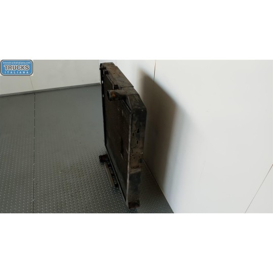 RADIATORE ACQUA IVECO EUROTECH usato