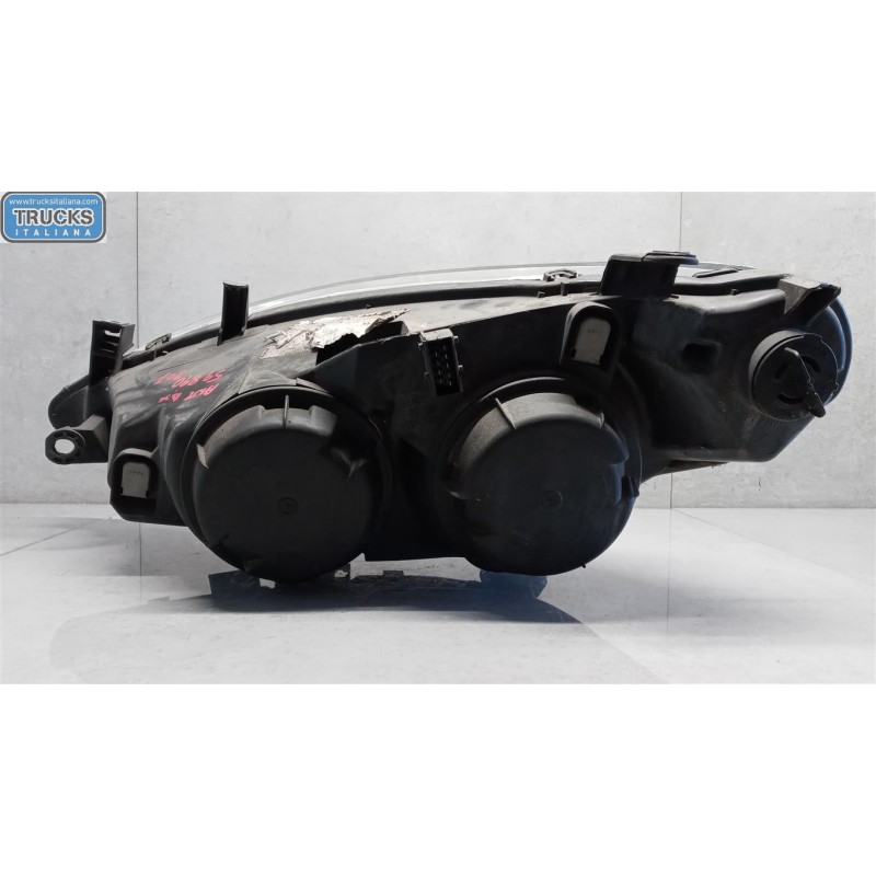 PEUGEOT RIGHT HEADLIGHT PEUGEOT 307 2001>2005 used