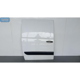 RIGHT SIDE SLIDING DOOR...