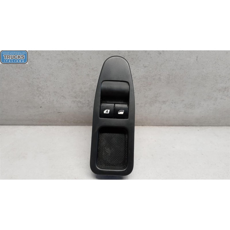 FIAT van INTERRUTTORI E PULSANTI ALZAVETRI FIAT van Scudo 2007> usato