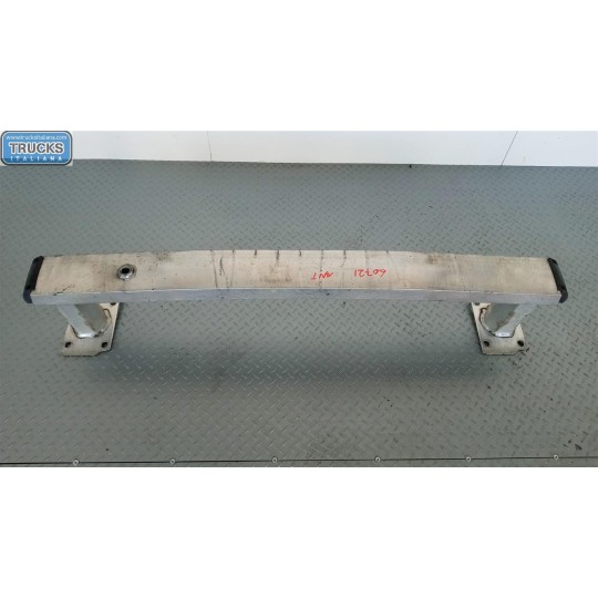 TRAVERSA ANTERIORE PARAURTO FIAT van Scudo 2007> usato