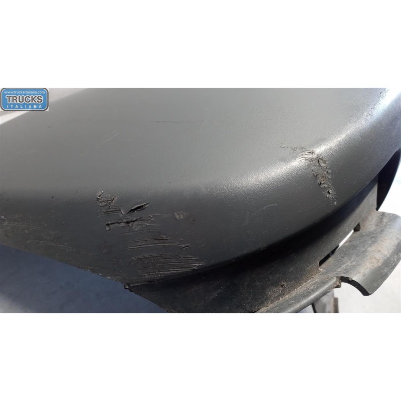 OPEL van CANTONALE PARAURTI POST SX OPEL van Vivaro A 2002>2006 usato