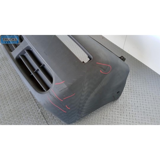PARAURTI ANTERIORE OPEL van Vivaro A 2002>2006 usato