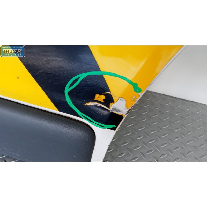 OPEL van RIGHT FRONT DOOR  OPEL van Vivaro A 2002>2006 used