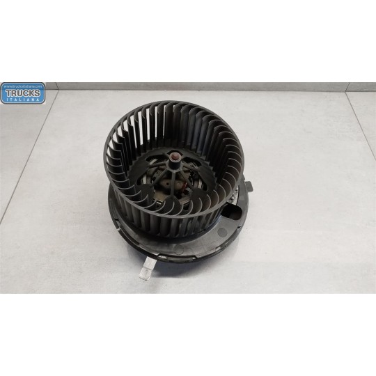 MOTORINO VENTILAZIONE INTERNA AUDI A3 Sportback 2005>2008 usato