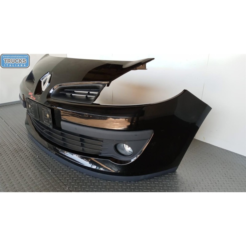 RENAULT FRONT BUMPER RENAULT Clio 2005>2009 used