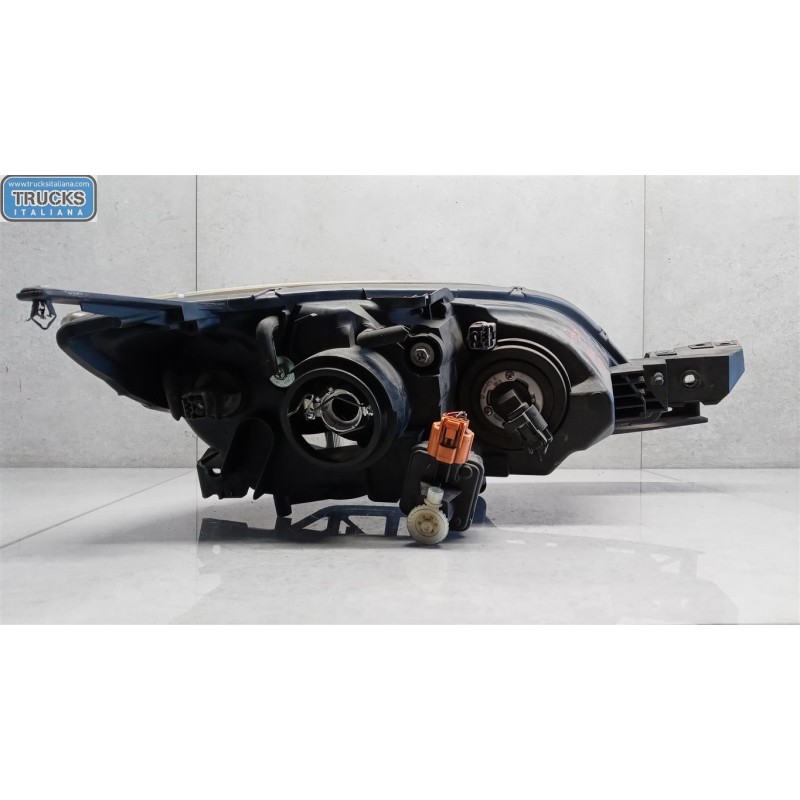 MAZDA FARO ANTERIORE SINISTRO MAZDA Mazda3 2003>2006 usato