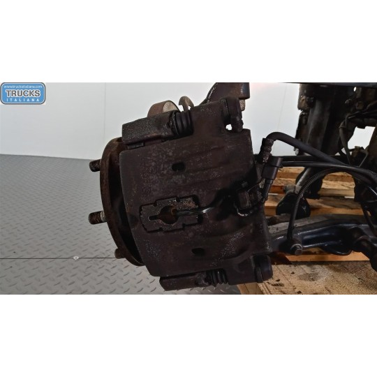 PINZA ANTERIORE SINISTRA IVECO Daily 2000>2006 usato