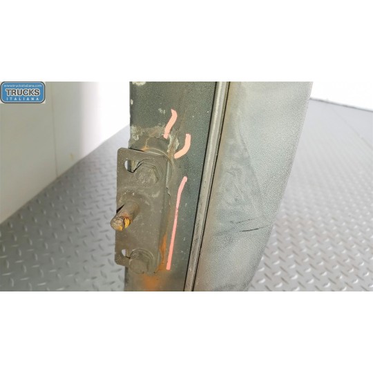 PORTA ANTERIORE DESTRA IVECO Daily 2000>2006 usato