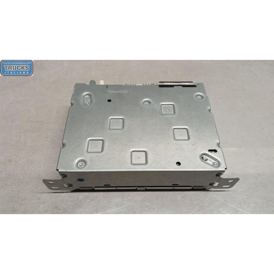 CAR RADIO PEUGEOT 208 2012>2015 used