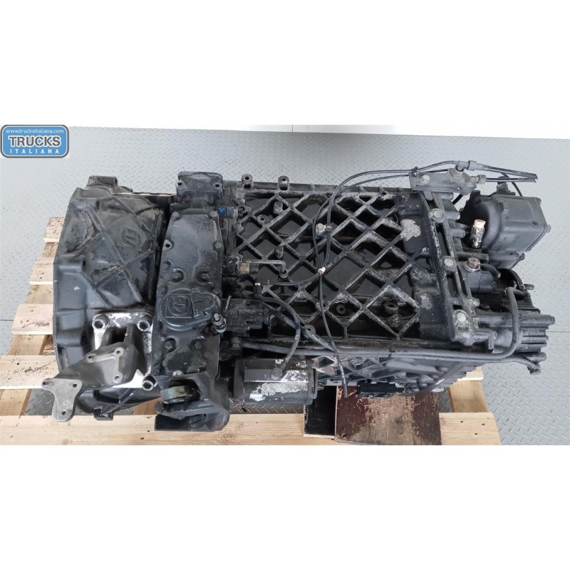 RENAULT truck CAMBIO RENAULT truck Premium 1996>2005 usato