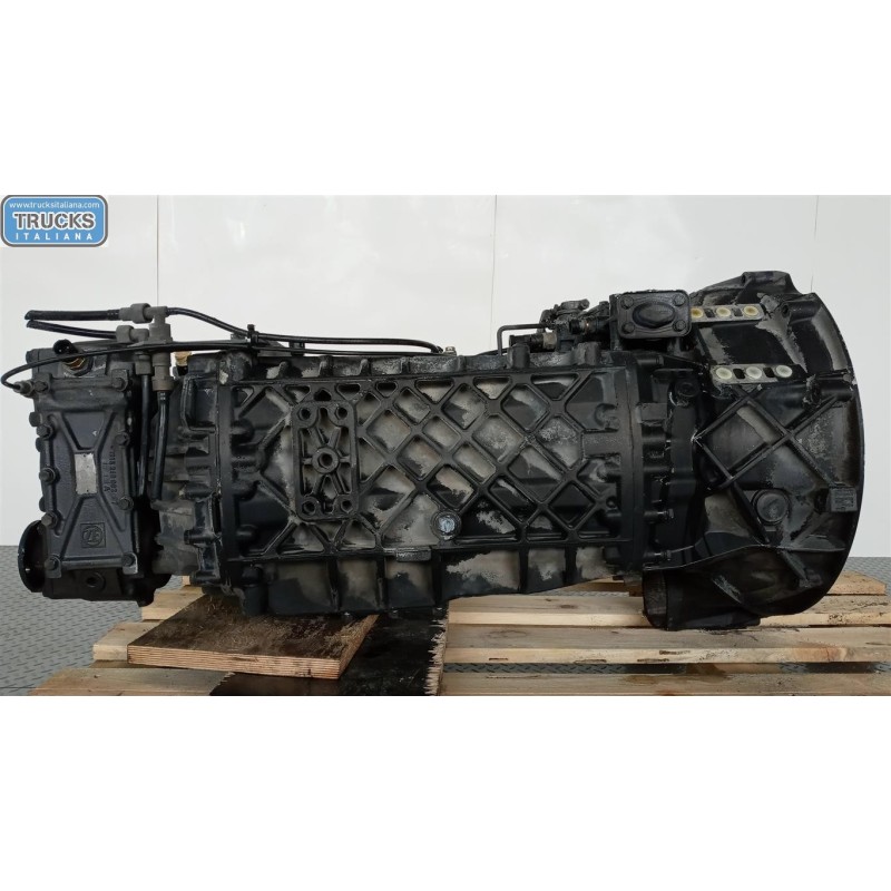 RENAULT truck CAMBIO RENAULT truck Premium 1996>2005 usato